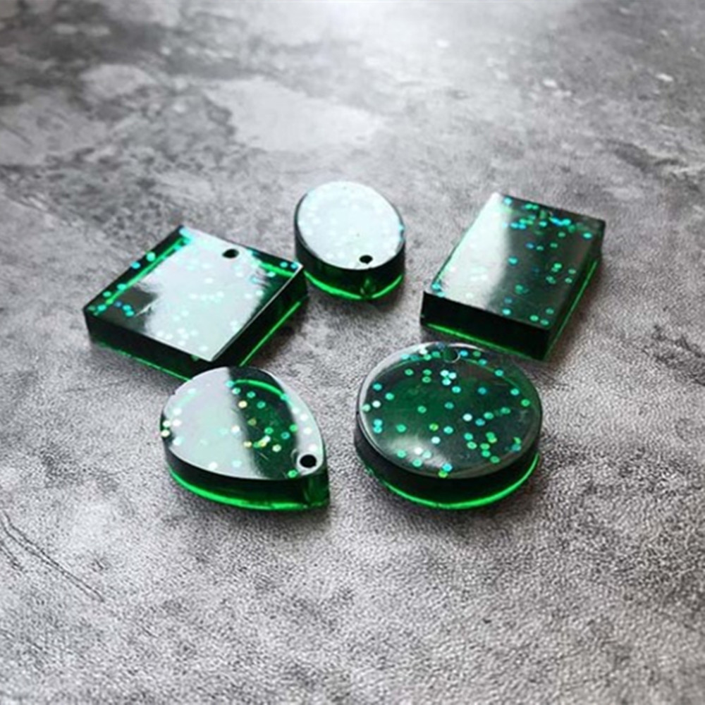 20 قطعة/المجموعة Keychain بها  - مراجعة Resin Kit Cast وسعره