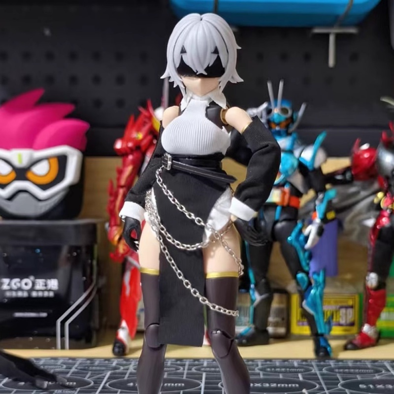 1/12 مقياس ملون قبالة الكتف أع - مراجعة Model Kit Girls وسعره