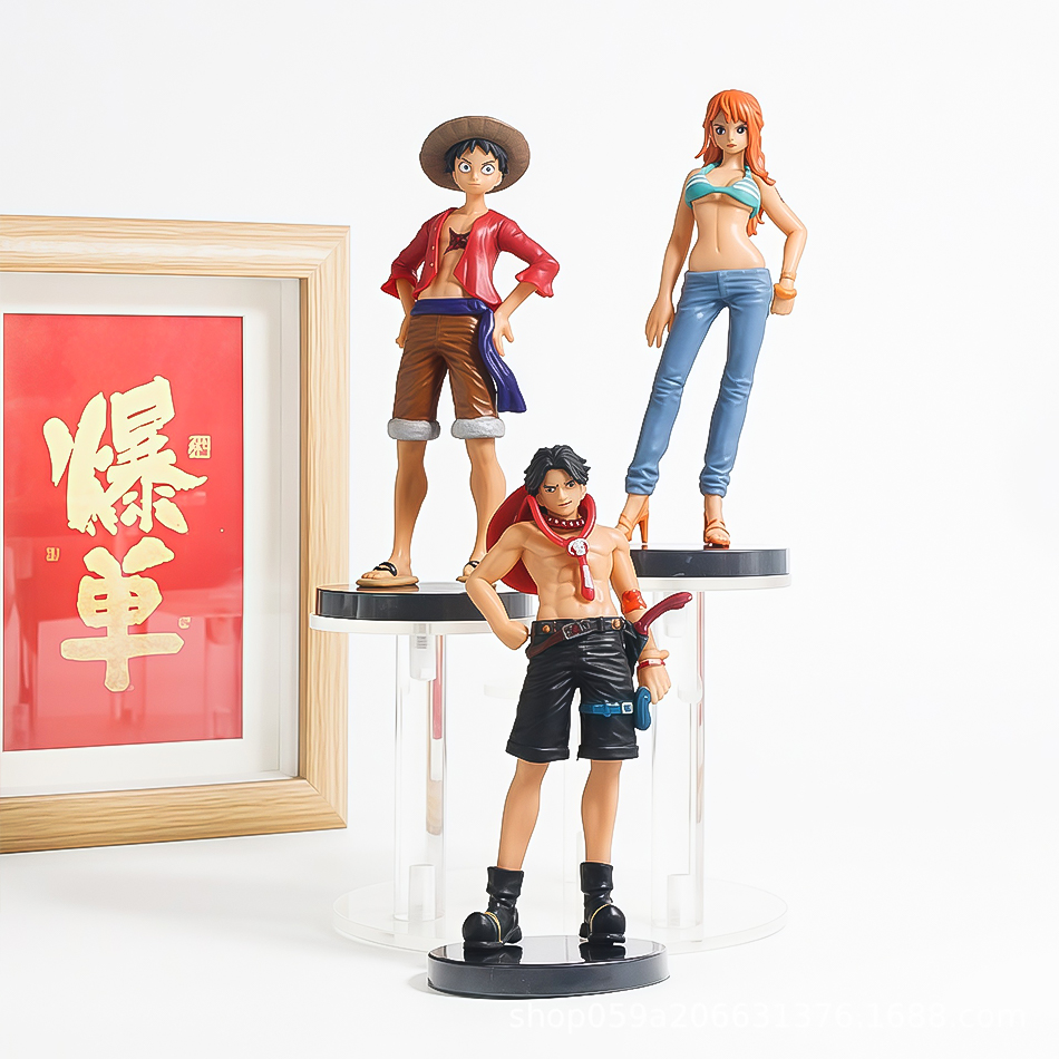 6 قطع من شخصيات أنمي ون بيس: ل - مراجعة Model Kit One Piece Bandai وسعره