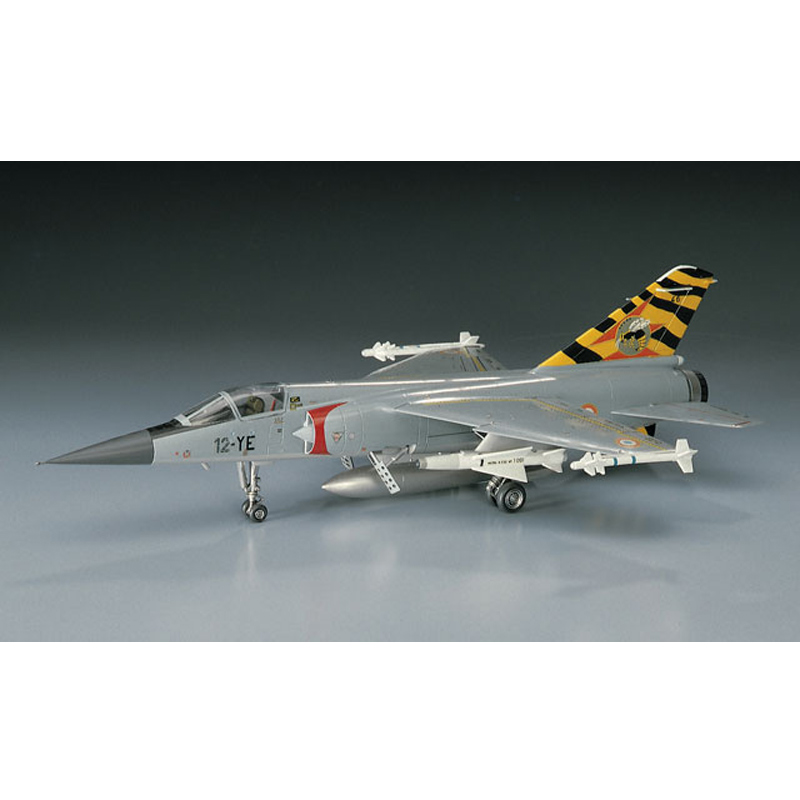 نموذج التجميع الجاهز Hasegawa- - مراجعة Model Kit Hasegawa وسعره