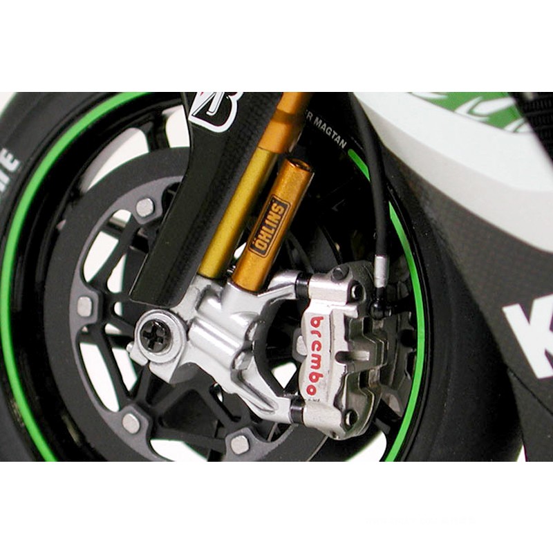 تاميا 14109 نموذج سيارة مجمعة  - مراجعة Model Kit Ninja وسعره